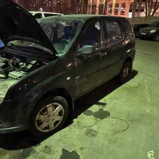 Замена аккумулятора на Suzuki Ignis I (HT) 2000 - 2006 1.3 83 л.c.  Замена аккумулятора на Suzuki Ignis I (HT) 2000 - 2006 1.3 83 л.c.